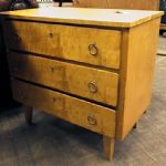 115 8245 CHEST OF DRAWERS